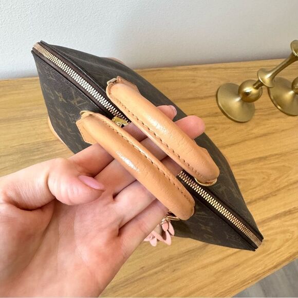 ✅AUTHENTIC✅LOUIS VUITTON ALMA PM - Picture 9 of 16